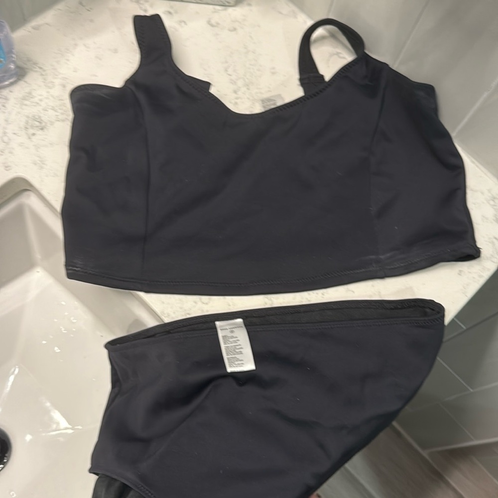 🖤NEW GOOD AMERICAN 2 PIECE SWIMSUIT SIZE 5 (18)